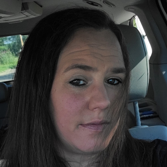 Meet your Posher, Teri - Picture 2 of 4